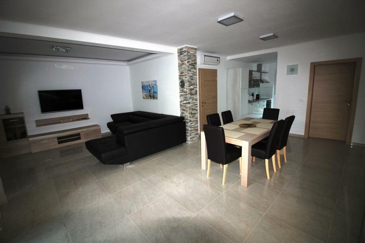 Apartment Umago Esterno foto