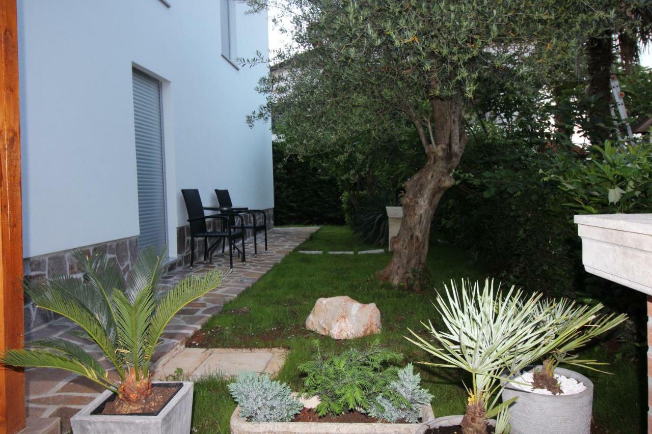 Apartment Umago Esterno foto
